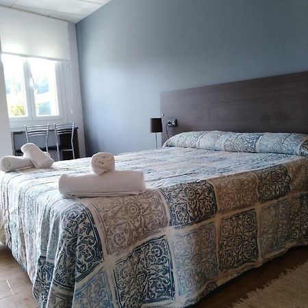 O Cruceiro Hotel Palas de Rei Luaran gambar